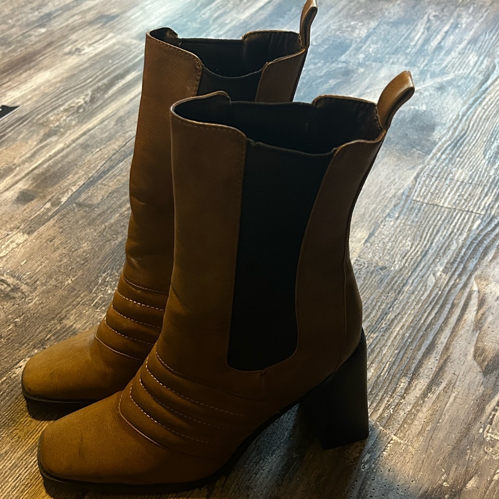 RAID Brown faux Leather Ankle Boots